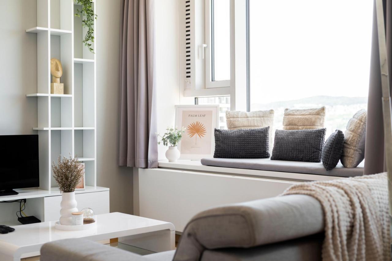 شقة Luxury 1Bdrm On The 28Th Floor براتسيلافا المظهر الخارجي الصورة