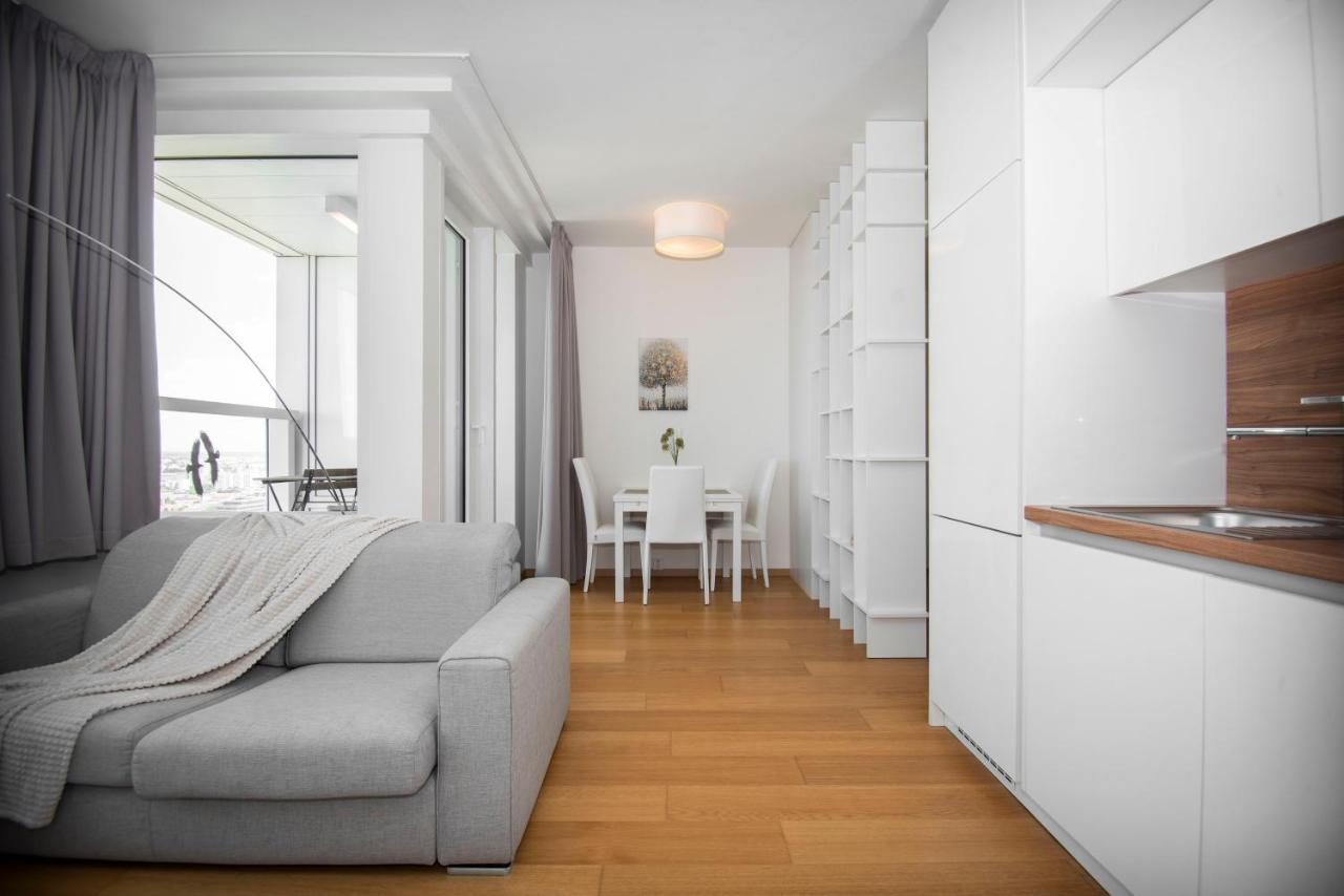 شقة Luxury 1Bdrm On The 28Th Floor براتسيلافا المظهر الخارجي الصورة