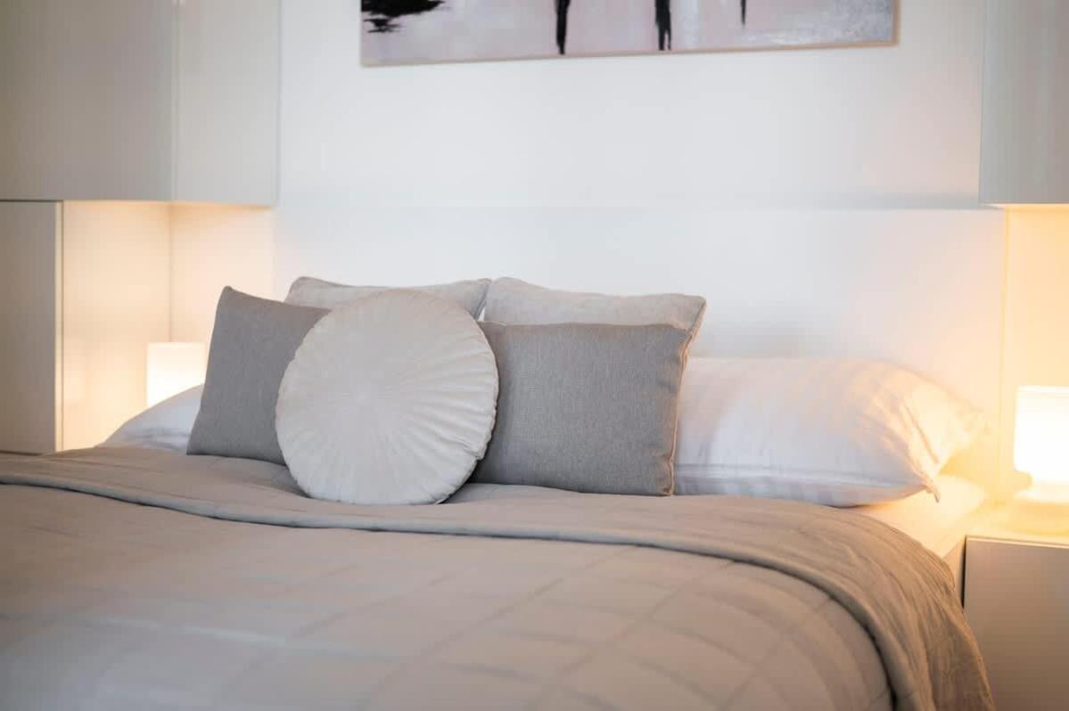 شقة Luxury 1Bdrm On The 28Th Floor براتسيلافا المظهر الخارجي الصورة