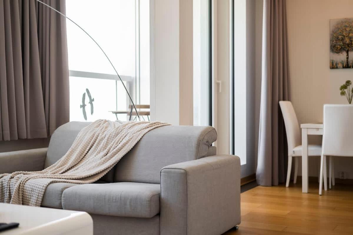 شقة Luxury 1Bdrm On The 28Th Floor براتسيلافا المظهر الخارجي الصورة