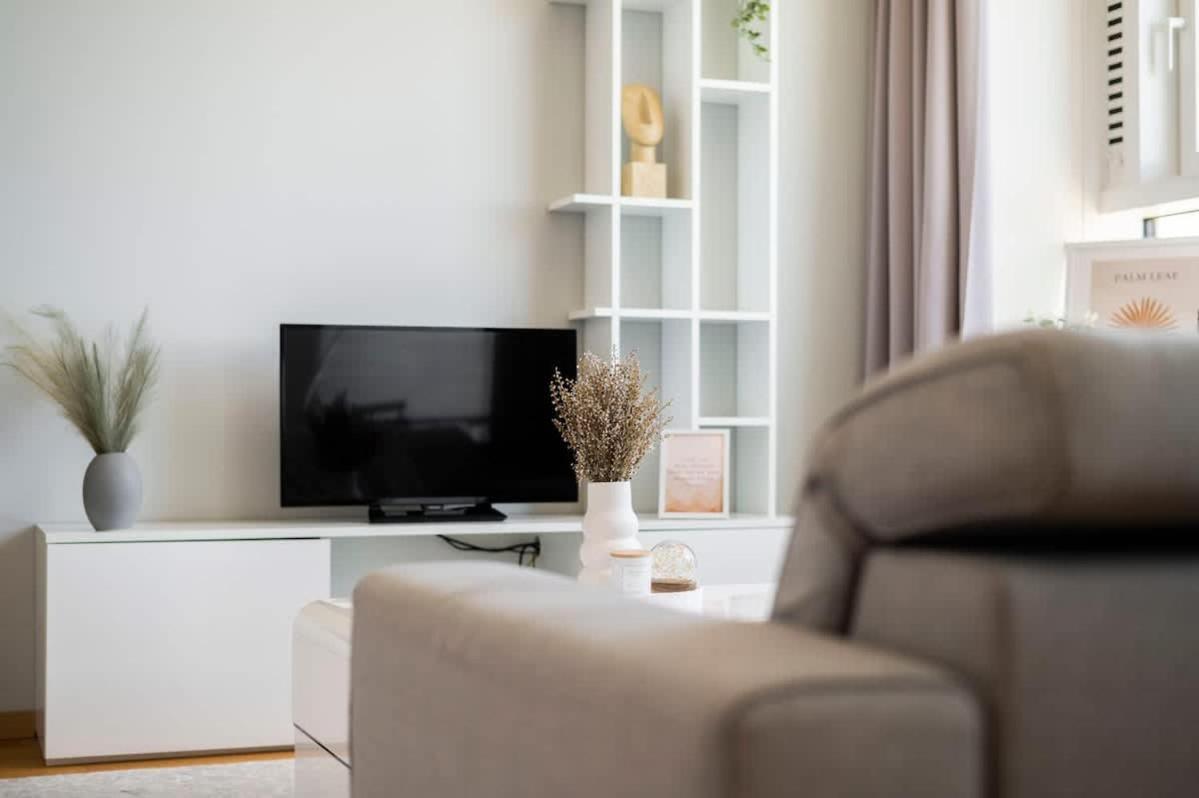 شقة Luxury 1Bdrm On The 28Th Floor براتسيلافا المظهر الخارجي الصورة