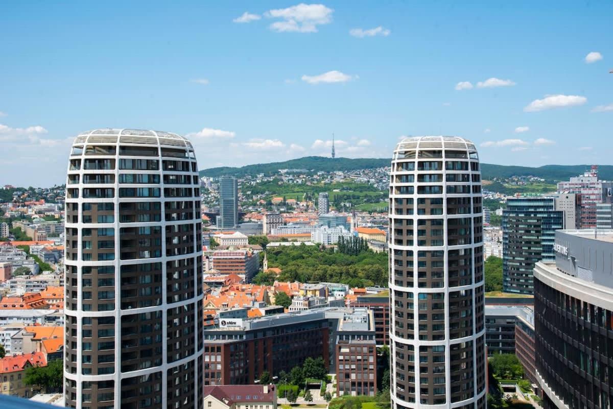 شقة Luxury 1Bdrm On The 28Th Floor براتسيلافا المظهر الخارجي الصورة